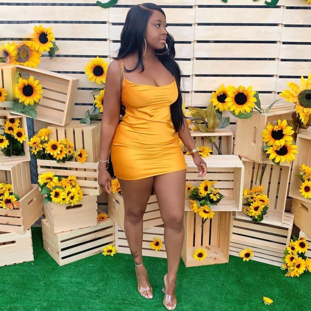 💛 Yellow Satin Mini Dress